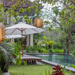 Suara Air Luxury Villa Ubud (Bali)