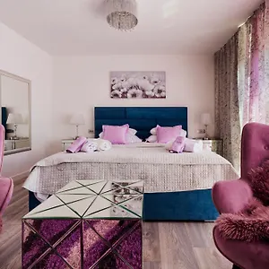 deluxe-apartment-emili.splithotels.org/